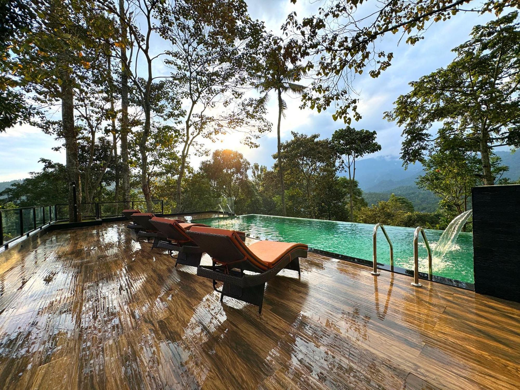 Viceroy Luxury Mountain Resort And Spa Munnar Exterior foto